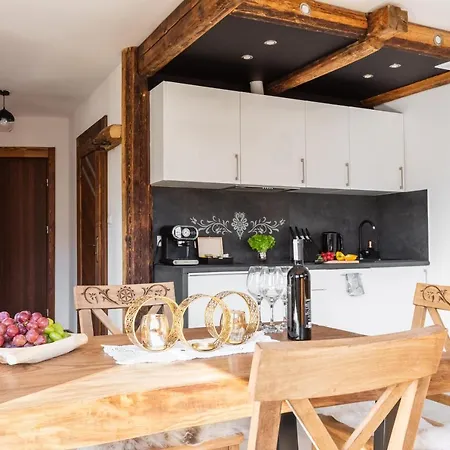 Szálloda Delta Royal *