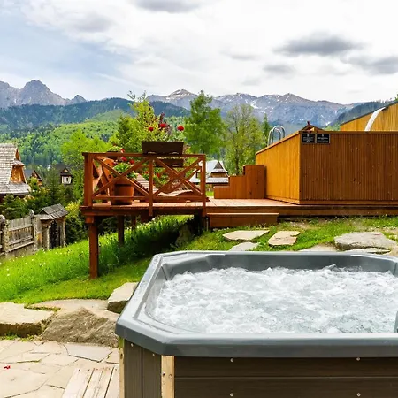 Delta Royal Szálloda *